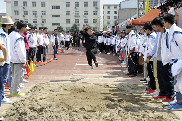 陕西服装工程学院